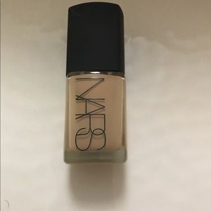 NARS Barcelona Sheer Glow Foundation